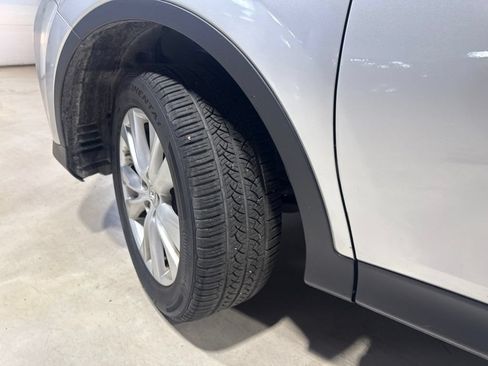 Used 2013 Toyota RAV4 Limited FWD image 3