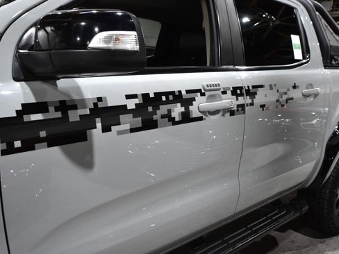 Used 2022 Ford Ranger Lariat w/ Equipment Group 501A High image 9