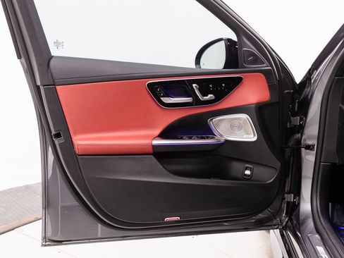 Used 2024 Mercedes-Benz C 43 AMG 4MATIC Sedan image 5