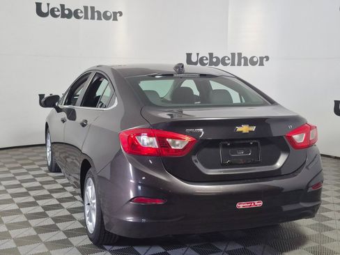 Used 2016 Chevrolet Cruze LT image 5