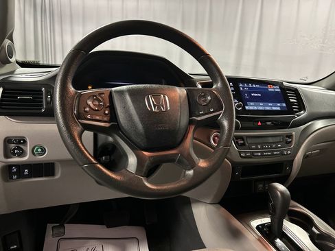 Used 2019 Honda Pilot EX image 11