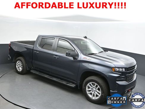Used 2022 Chevrolet Silverado 1500 RST image 1