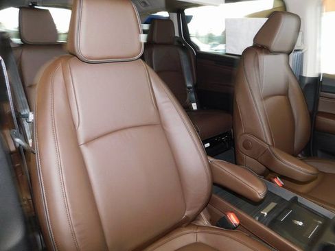 New 2026 Honda Odyssey Touring image 19