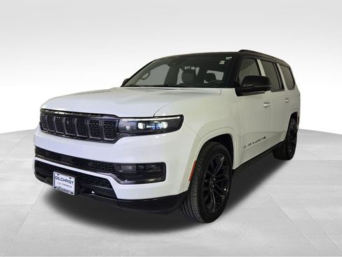 Used 2024 Jeep Grand Wagoneer Series II w/ Quick Order Packagew 28T AWD/4WD image 3