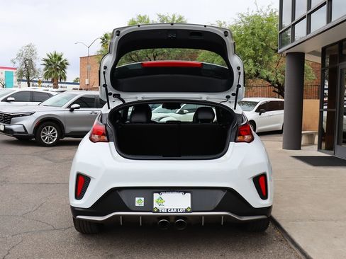 Used 2019 Hyundai Veloster Turbo FWD image 22