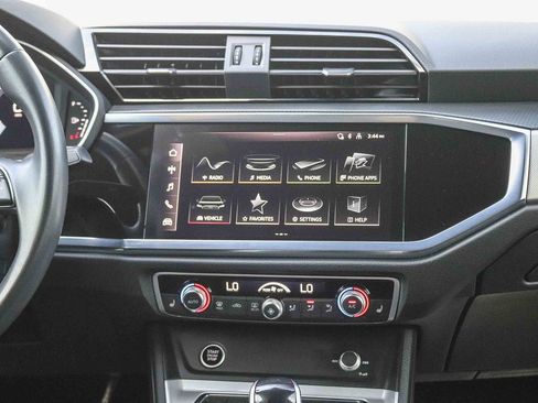 Used 2023 Audi Q3 2.0T Premium w/ Convenience Package AWD/4WD image 14