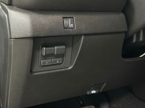 New 2026 Chevrolet Colorado Trail Boss AWD/4WD image 17