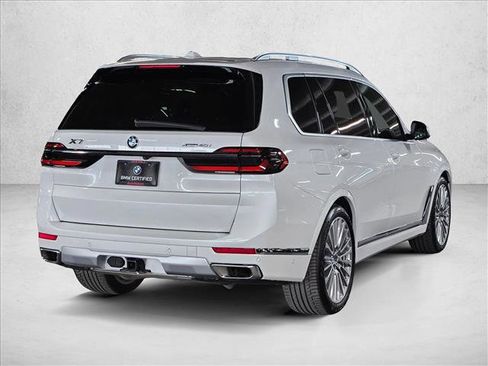 Certified 2024 BMW X7 xDrive40i w/ Executive Package image 5