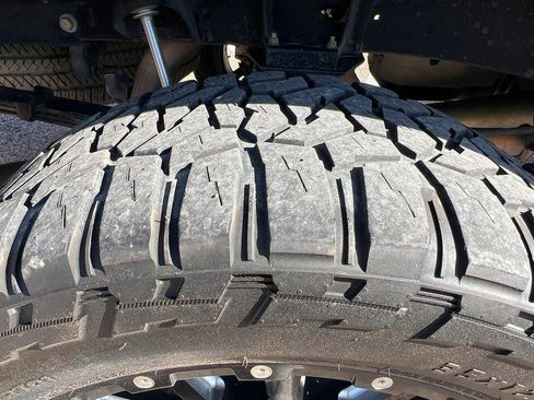 Used 2018 Toyota Tundra SR5 image 8