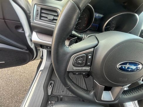 Used 2017 Subaru Outback 2.5i Limited AWD/4WD image 34