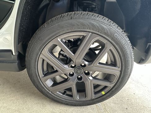 New 2026 Jeep Compass Limited image 30