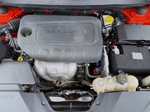 Used 2021 Jeep Cherokee Latitude Plus image 34