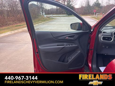 Certified 2024 Chevrolet Equinox LT image 9