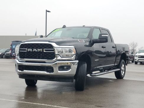 Used 2024 RAM 2500 Big Horn w/ Bed Utility Group image 4