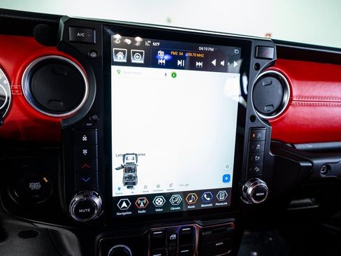 Used 2021 Jeep Gladiator Sport image 44