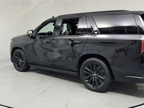 Used 2022 Cadillac Escalade Sport Platinum image 3