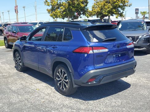 Used 2024 Toyota Corolla Cross AWD Hybrid w/ Moonroof Package image 7