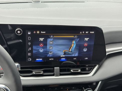 New 2026 Chevrolet Equinox LT w/ Convenience Package II image 21