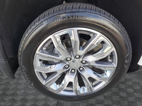 Used 2024 GMC Sierra 1500 Denali w/ Denali Reserve Package AWD/4WD image 17