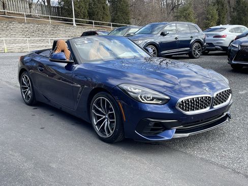 Certified 2022 BMW Z4 sDrive30i w/ Premium Package 2 image 3