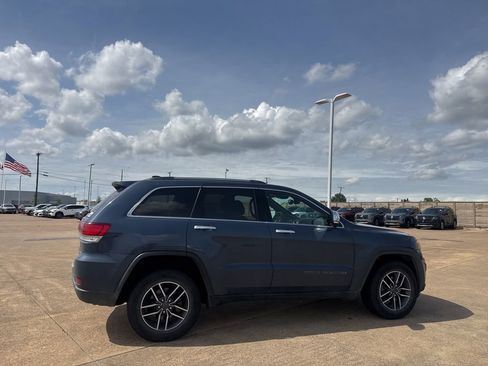 Used 2020 Jeep Grand Cherokee Limited AWD/4WD image 23
