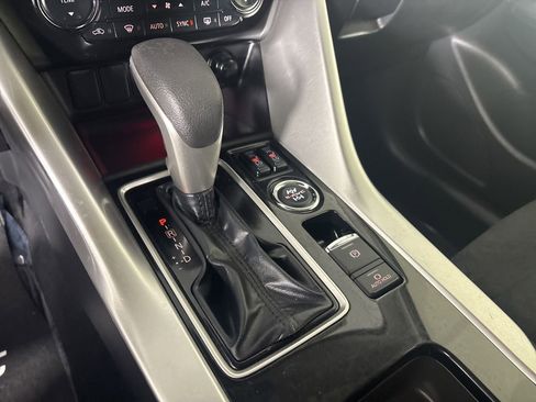 Used 2024 Mitsubishi Eclipse Cross SE image 20