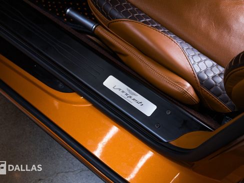 Used 2014 Aston Martin Vanquish Coupe RWD image 29
