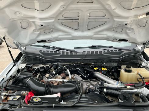Used 2018 Ford F350 XL w/ Power Equipment Group AWD/4WD image 17