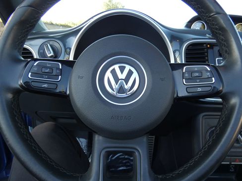 Used 2014 Volkswagen Beetle R-Line image 59