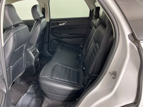 Used 2024 Ford Edge SEL image 26