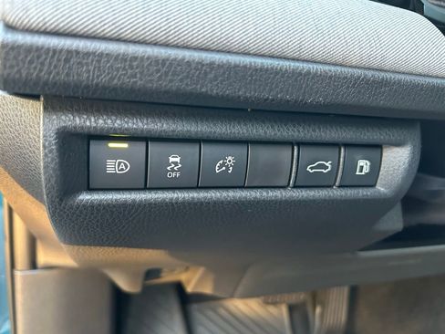 Used 2026 Toyota Camry LE w/ Convenience Package image 18