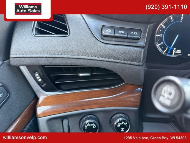 Used 2019 Cadillac Escalade Luxury AWD/4WD image 24