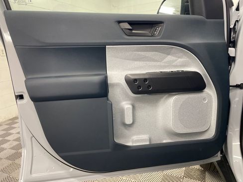 New 2025 Ford Maverick XLT image 14