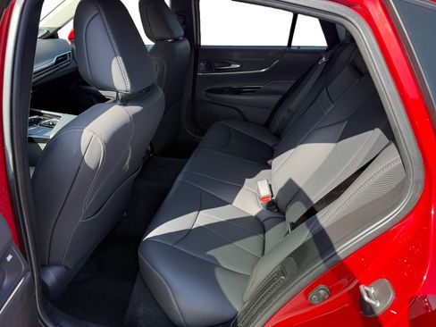 Used 2022 Toyota Mirai w/ Advanced Technology Package RWD image 16