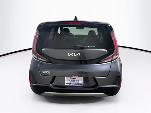 Used 2024 Kia Soul LX w/ Option Group 015 FWD image 6