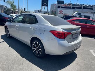 Used 2017 Toyota Corolla SE w/ SE Premium Package FWD video 2
