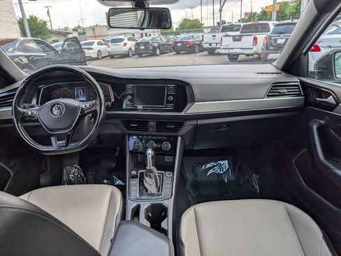 Used 2019 Volkswagen Jetta R-Line FWD image 14