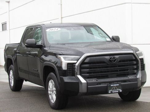 Used 2024 Toyota Tundra SR5 image 2
