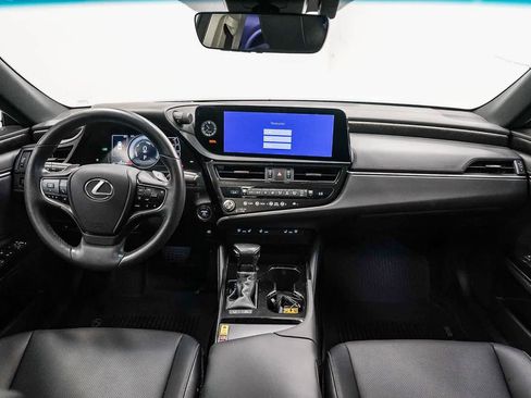 Used 2024 Lexus ES 300h w/ Premium Package FWD image 12