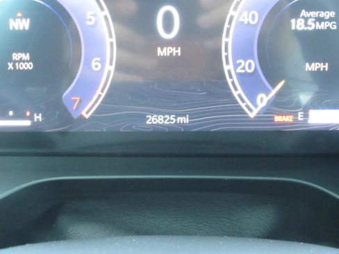 Used 2024 Jeep Grand Cherokee L Altitude RWD image 31