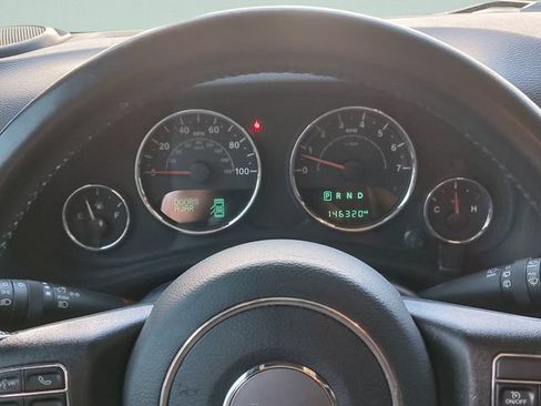 Used 2018 Jeep Wrangler Unlimited Sport S AWD/4WD image 12