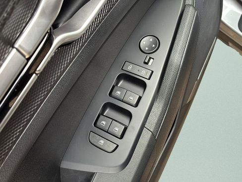 New 2025 Kia Sportage LX image 21