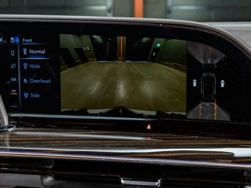 Used 2021 Cadillac Escalade ESV Sport w/ Driver Assist Tech Package image 25