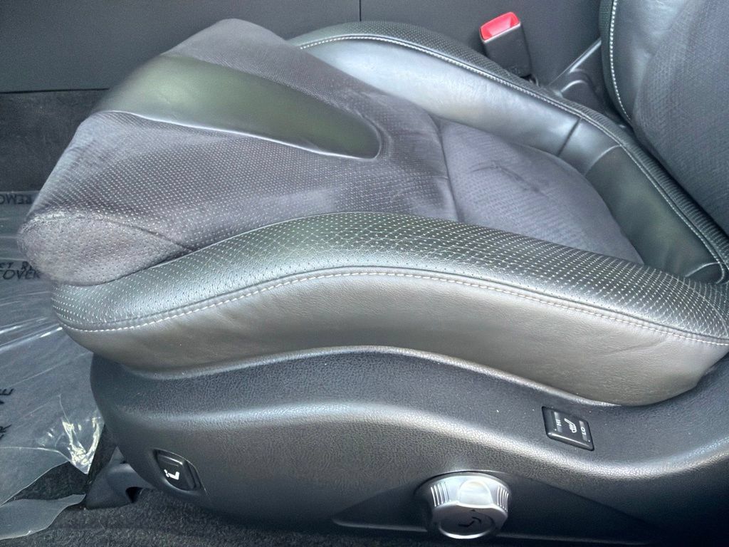 Used 2009 Nissan GT-R Premium AWD/4WD image 29