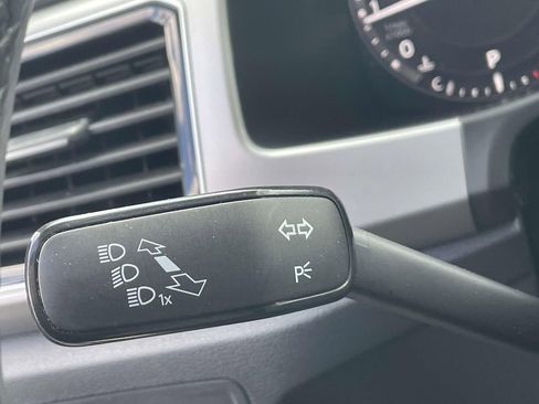 Used 2019 Volkswagen Atlas SEL Premium image 25