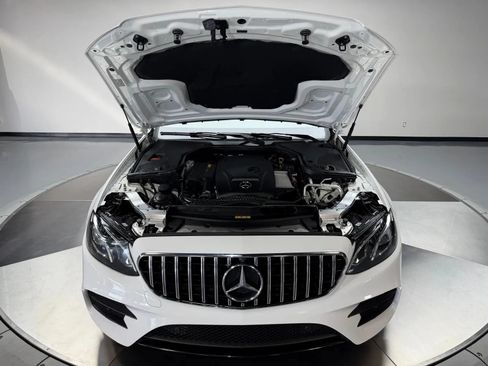 Used 2019 Mercedes-Benz E 300 image 10