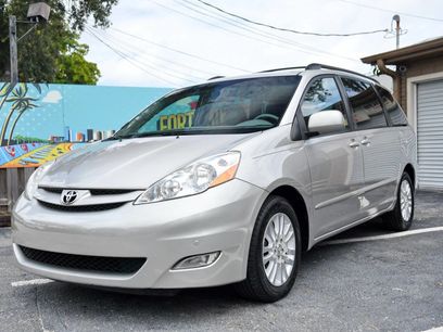Used 2010 Toyota Sienna XLE