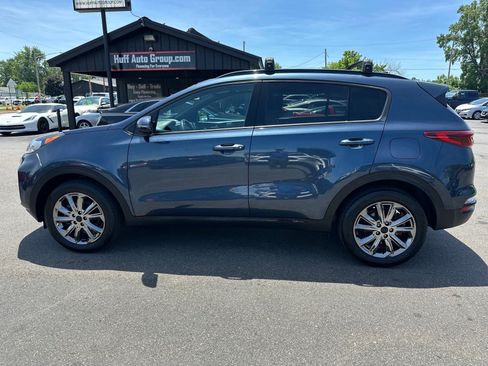 Used 2022 Kia Sportage Nightfall Edition w/ Nighfall AWD Premium Package image 6