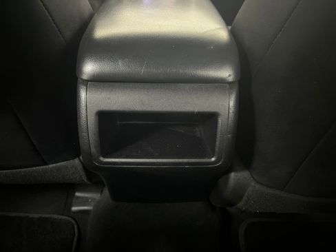 Used 2017 Toyota Camry SE image 30