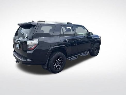 Used 2021 Toyota 4Runner SR5 Premium w/ Moonroof Package AWD/4WD image 3
